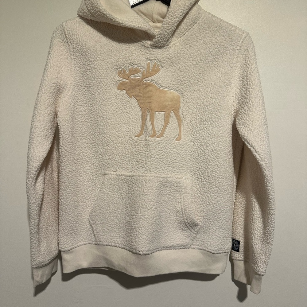 Abercrombie & Fitch Cream Sherpa Pullover with Navy Logo Patch